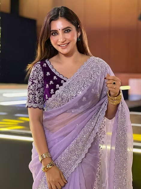 Lavender Soft Organza Saree with C-Pallu Embroidery & Cutwork Border | Mono Banglory Silk Blouse