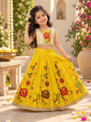 Yellow / 19