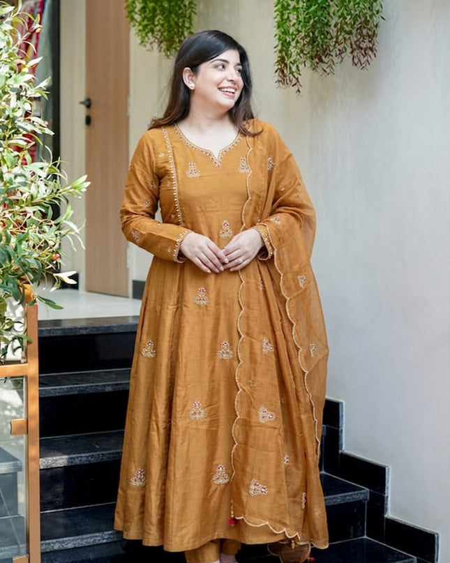 Pure Mul Chanderi 3 Piece Suit Set | Ethnic Wear - Rosepetals Luxe