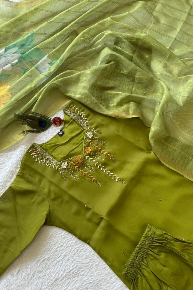 Green - Premium Green Mul Chanderi Kurti Pant Set | Hand Work & Linen Jacquard Dupatta - Rosepetals Luxe