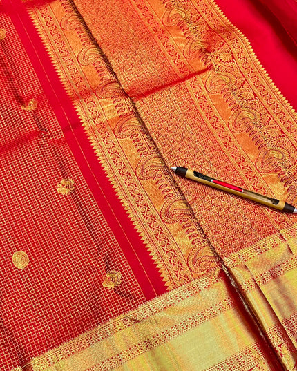 Kanchipuram Vaira Oosi Pure Silk Handloom Saree | Silk Mark Certified