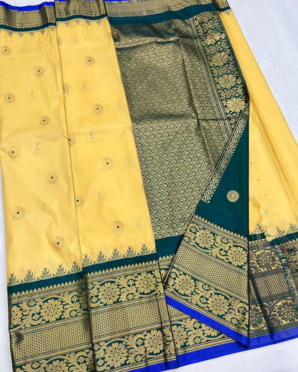 Kanchipuram Luxe Silk Saree | Elegant Border Collection - Rosepetals Luxe