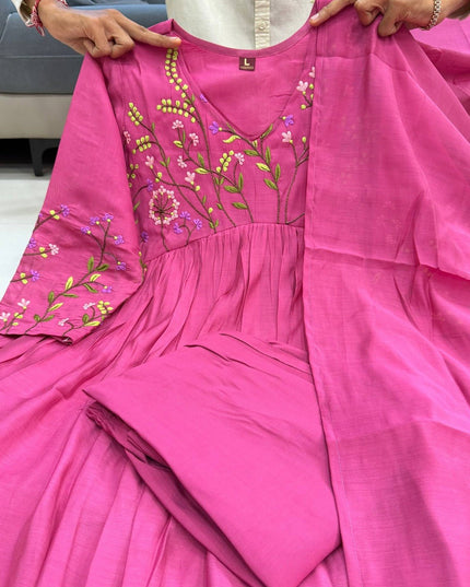 Banarasi Mul Chanderi Embroidered Suit Set | Festive Wear - Rosepetals Luxe