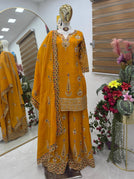 Mustard Yellow / M