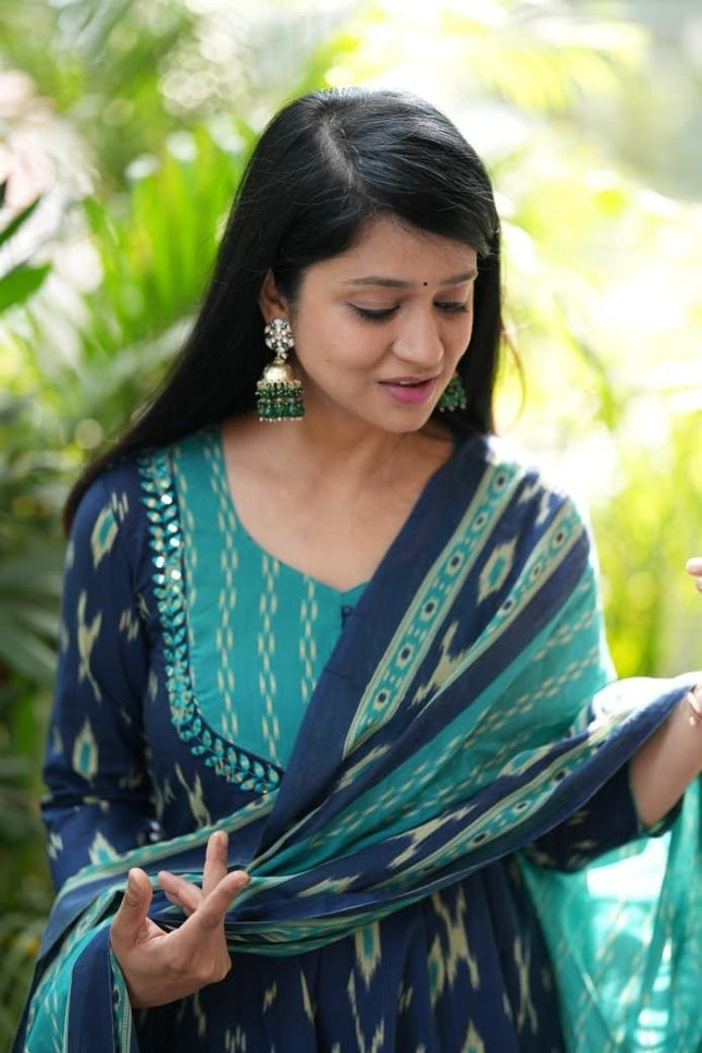 Elegant High - Quality Cotton Kurta Set with Malmal Dupatta | Perfect for Premium Look - Rosepetals Luxe