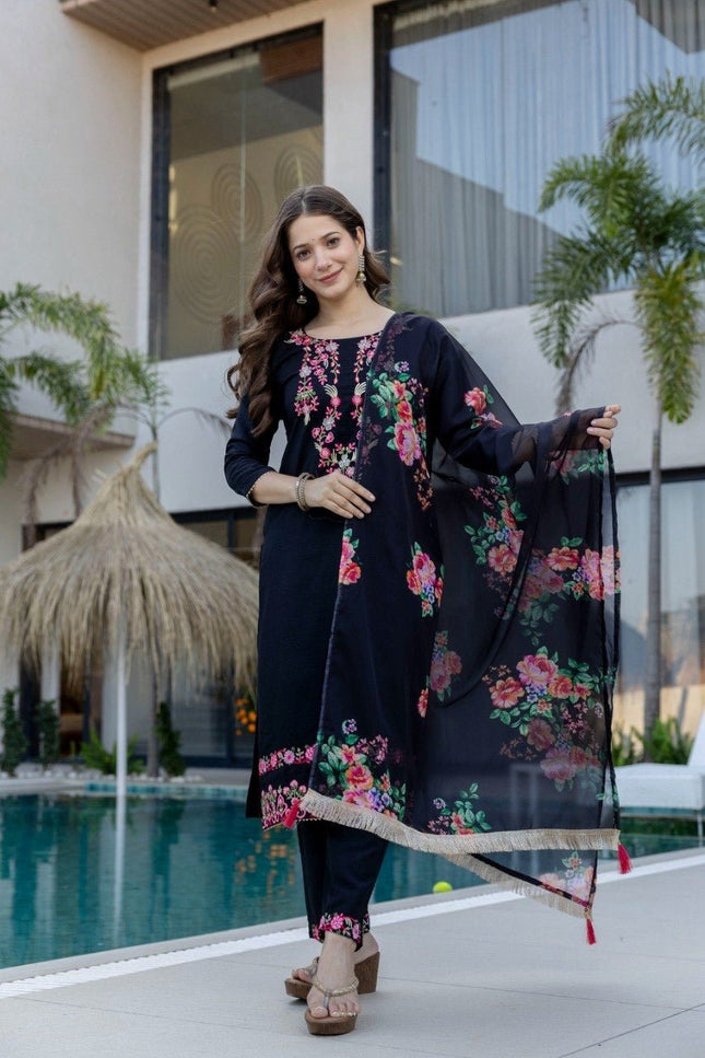 Embroidered Chinon Kurti Pants Set With Tebby Silk Dupatta | Perfect for Casual and Semi - Formal Occasions - Rosepetals Luxe