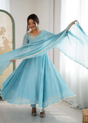 Sky Blue / 38
