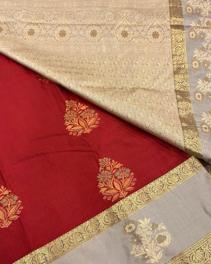 Kanchipuram Luxe Silk Saree | Trending Butta Combo with Contrast Border - Rosepetals Luxe