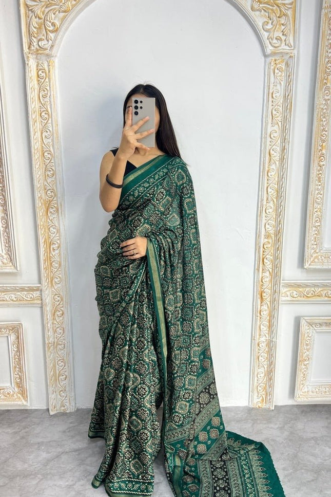 Mal Cotton Printed Saree with Contrast Border Lightweight Daily Wear Saree - Rosepetals Luxe