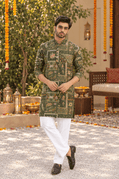 Green / 38