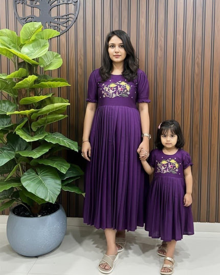 Mom & Daughter Beautiful Matching Combo Gown Set - Rosepetals Luxe