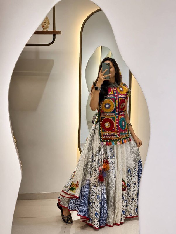 Navratri Chaniya Choli Set | Muslin Cotton | Gota Patti Lehenga & Gamthi Mirror Work Kurti | Rosepetals Luxe - Rosepetals Luxe