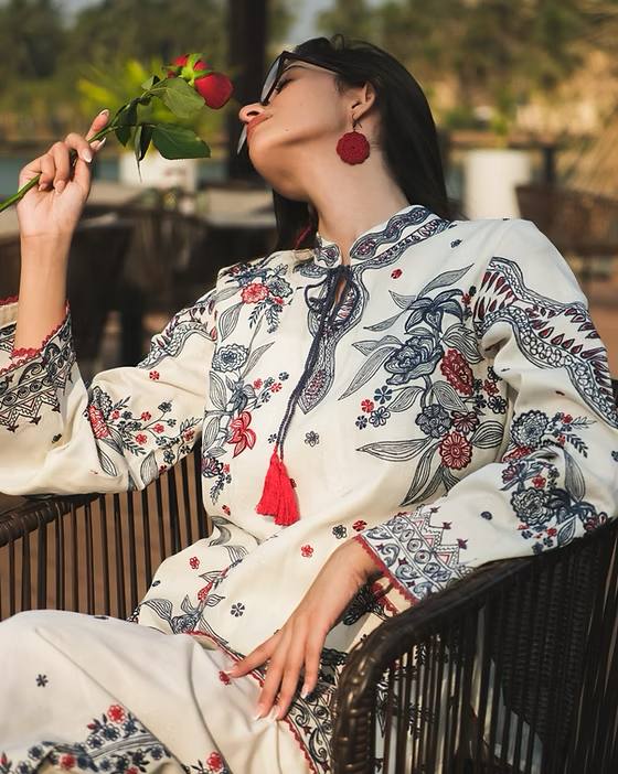 Premium Maslin Cotton Kurti & Plazzo Set | Heavy Embroidery & Handmade Latkan - Rosepetals Luxe