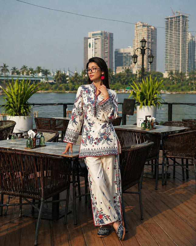 Premium Maslin Cotton Kurti & Plazzo Set | Heavy Embroidery & Handmade Latkan - Rosepetals Luxe