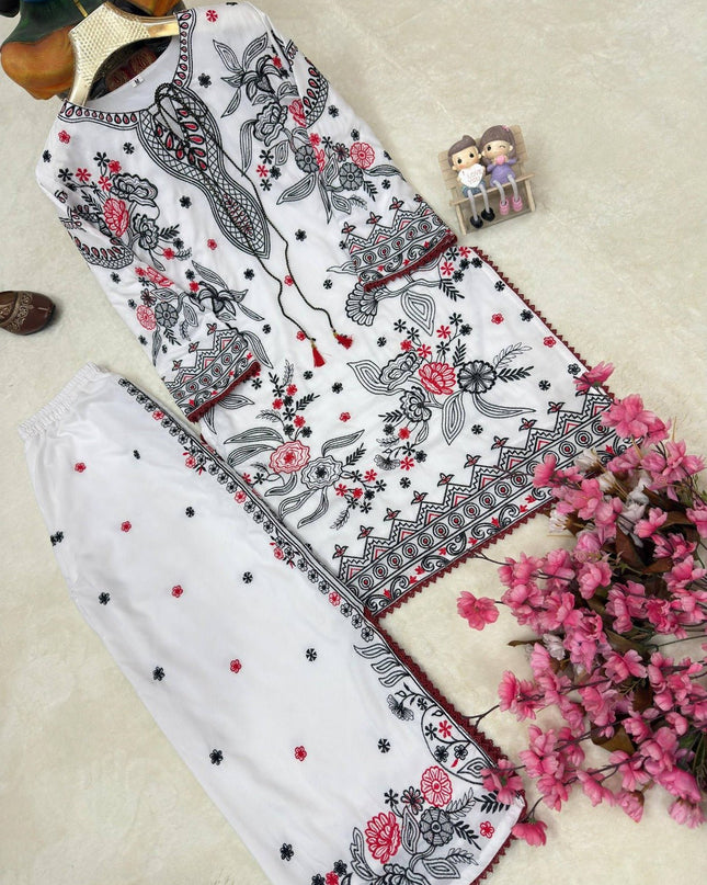 Premium Maslin Cotton Kurti & Plazzo Set | Heavy Embroidery & Handmade Latkan - Rosepetals Luxe