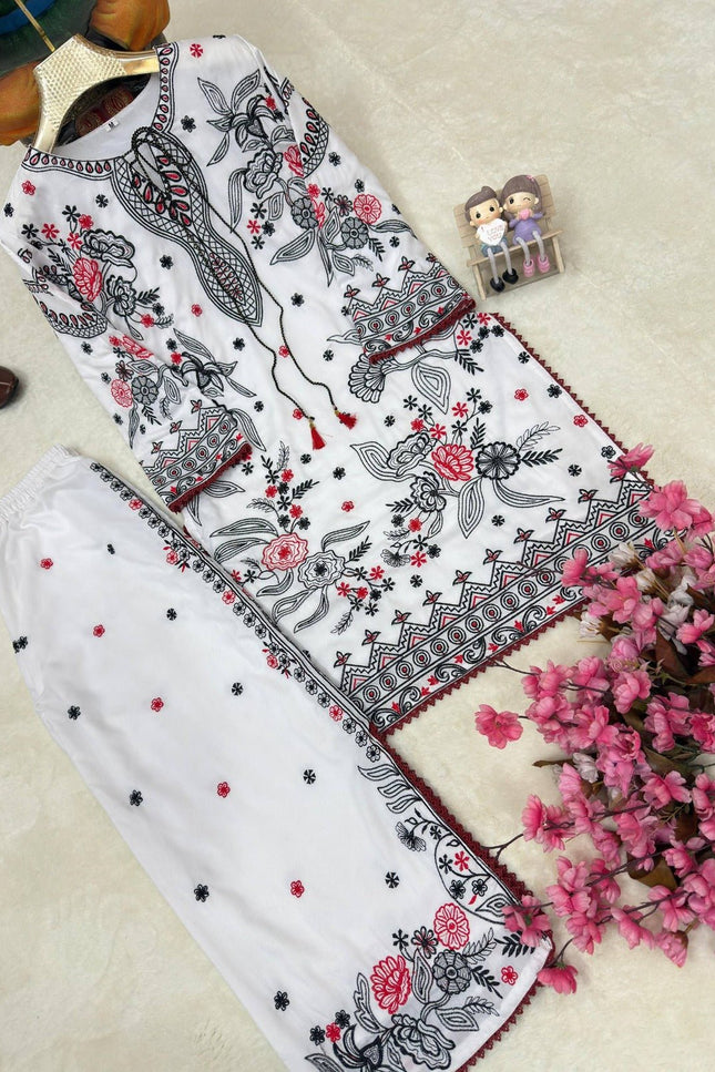 Premium Maslin Cotton Kurti & Plazzo Set | Heavy Embroidery & Handmade Latkan - Rosepetals Luxe