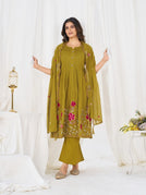 Light Mehndi Green / M