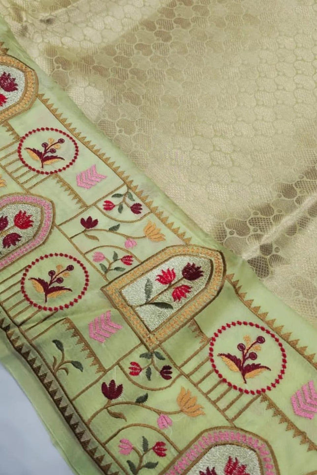 Pure Organza Saree | Brocade Weaving & Multi-Color Embroidery Border | Dual-Tone Pallu - Rosepetals Luxe