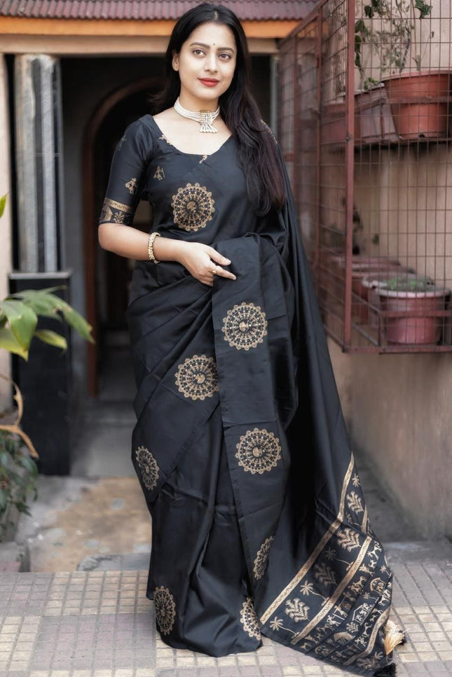 Soft Silk Worli Zari Woven Saree with Rich Pallu & Tassels - Rosepetals Luxe