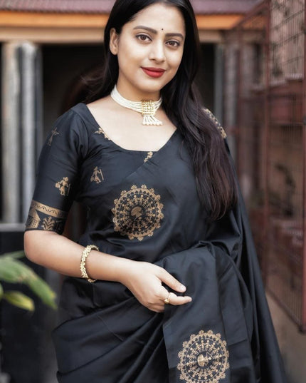 Soft Silk Worli Zari Woven Saree with Rich Pallu & Tassels - Rosepetals Luxe