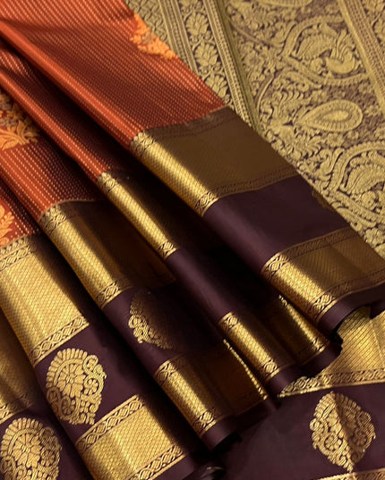 Vintage Vaira Oosi Designer Saree - Rosepetals Luxe